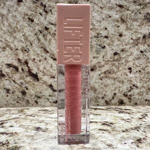4 for $32 ~ Stocking Stuffers ~ Maybelline Lifter Gloss PETAl NEW